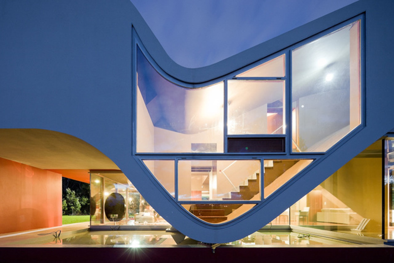 Illustration for article titled These Futuristic Houses Will Blow Your Mind